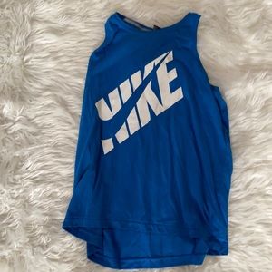 Nike a Running Shirt 💙